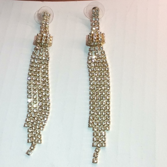 Gold plated Crystal hanging earrings - Picture 1 of 8